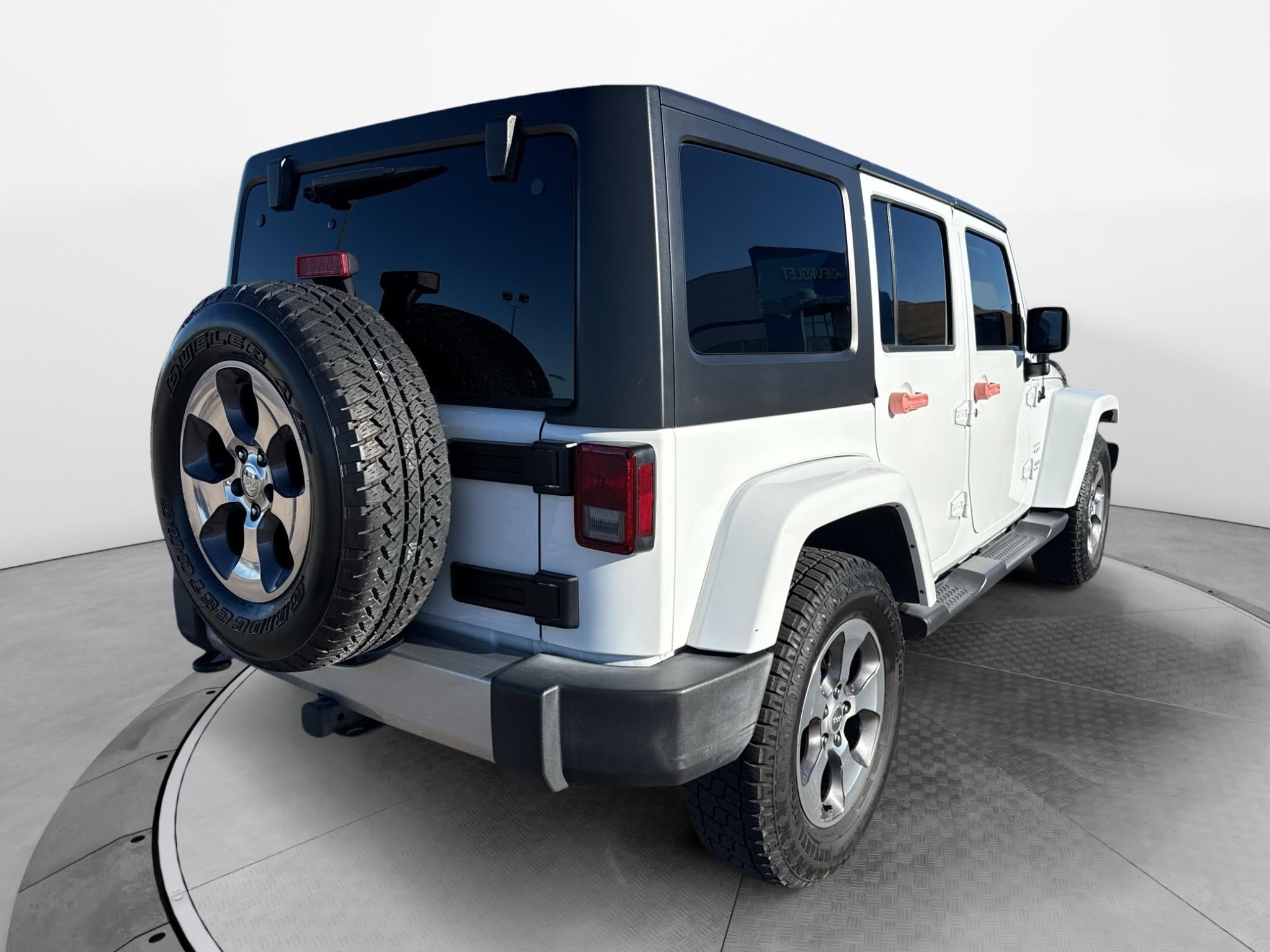 2016 Jeep Wrangler Unlimited Sahara