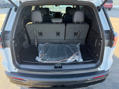 2027 GMC Acadia AT4