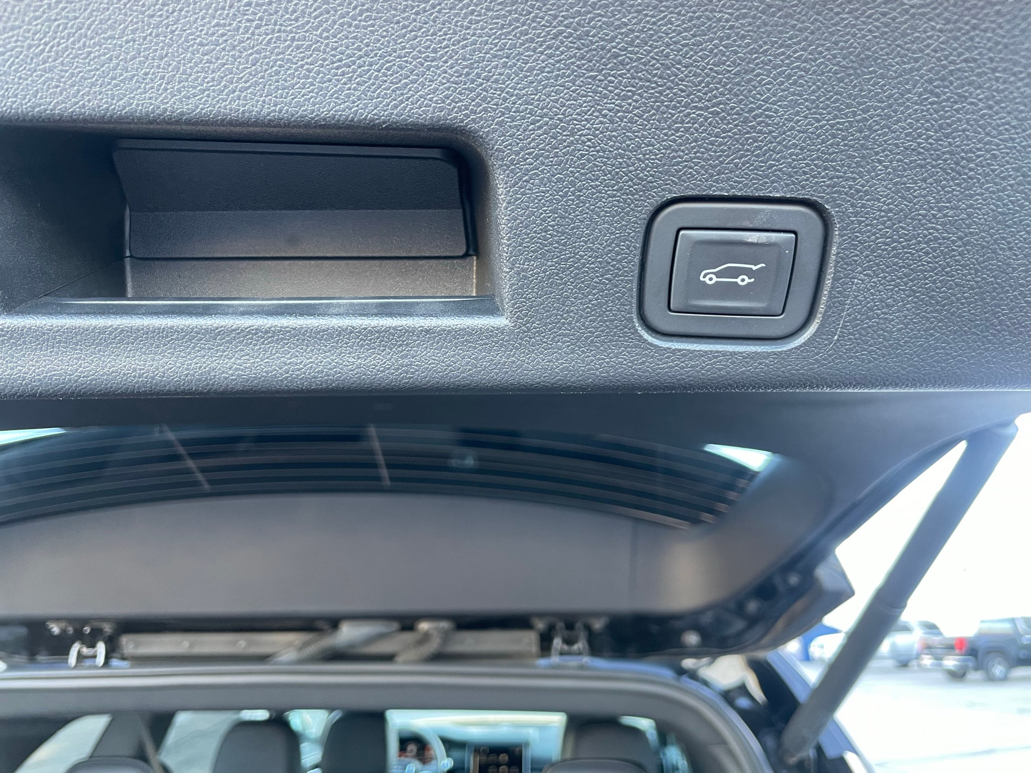 2025 GMC Acadia AT4
