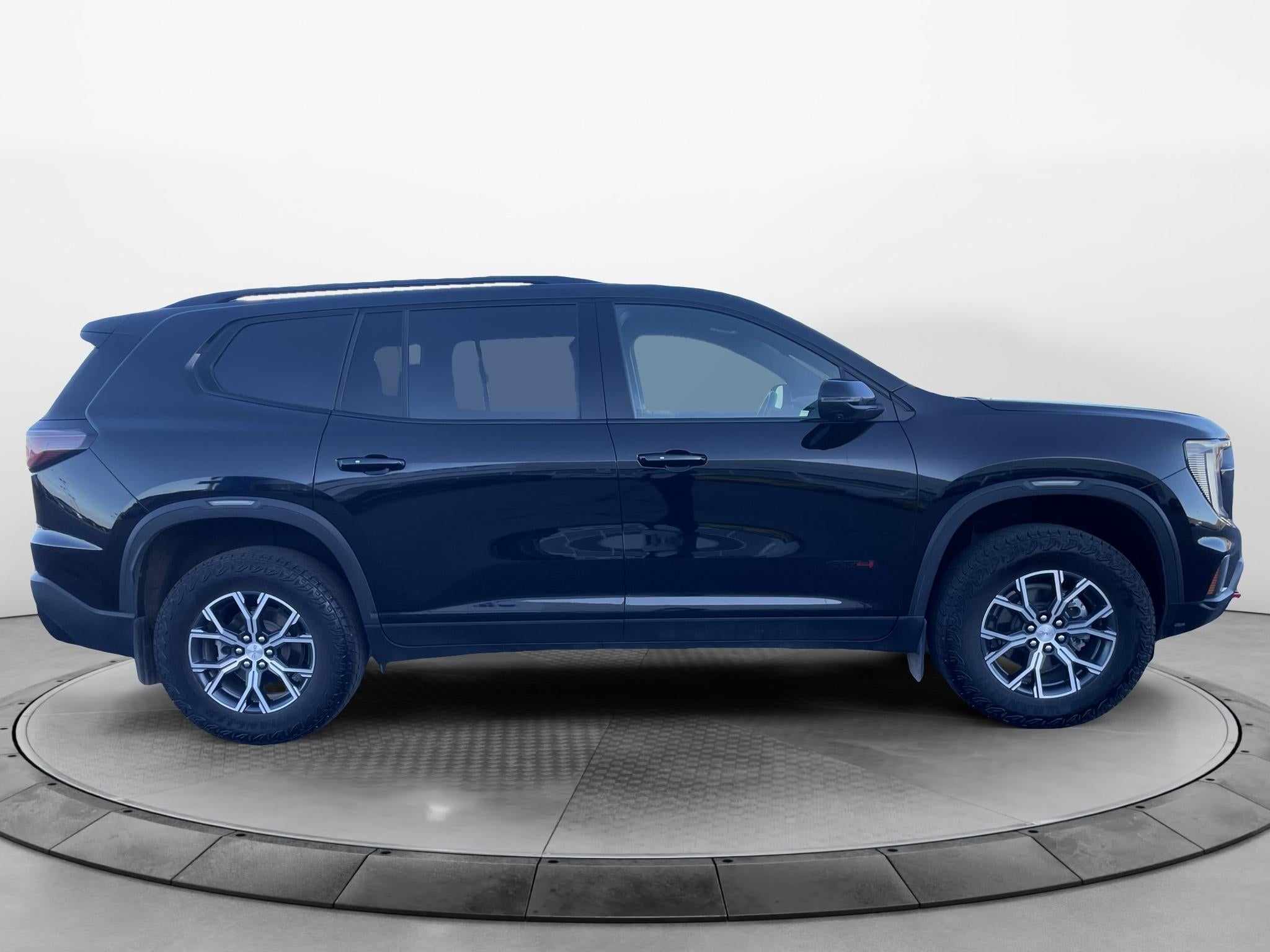 2025 GMC Acadia AT4