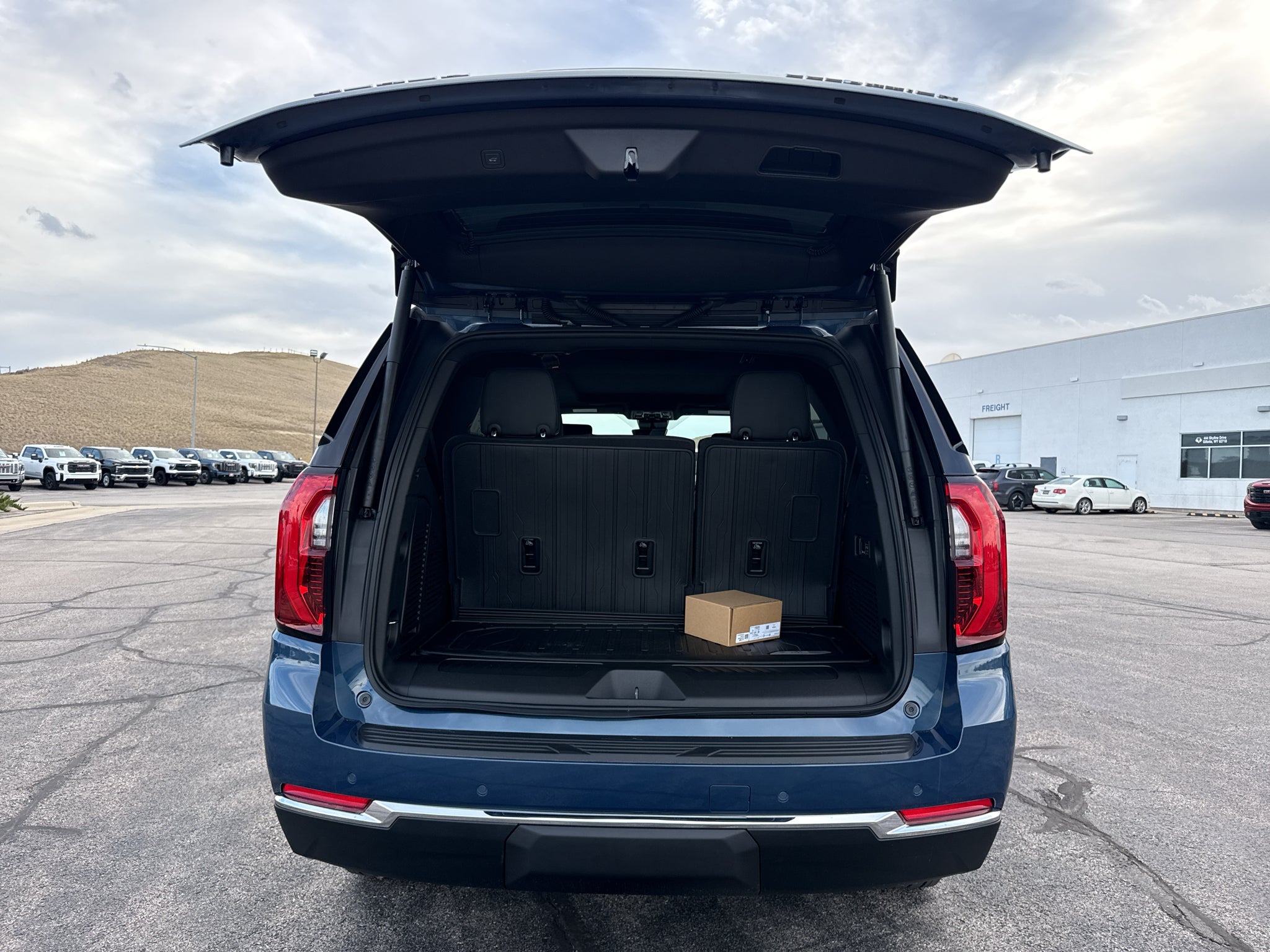 2026 GMC Yukon Elevation
