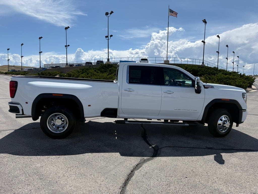 2026 GMC Sierra 3500 HD Denali DRW