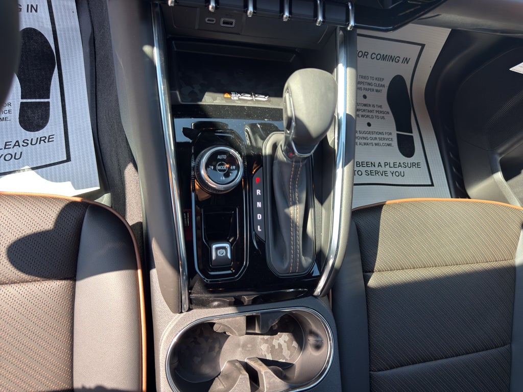 2026 GMC Canyon AT4 - Photo 16