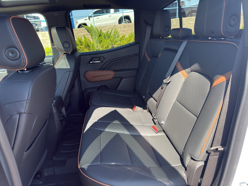2026 GMC Canyon AT4 - Photo 19