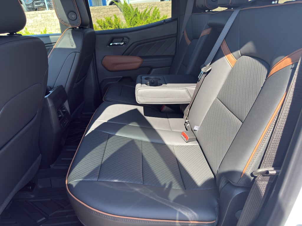 2026 GMC Canyon AT4 - Photo 21
