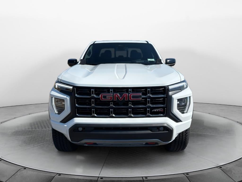 2026 GMC Canyon AT4 - Photo 8