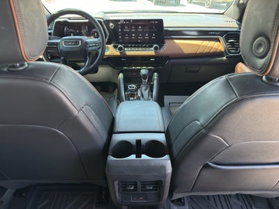 2024 GMC Canyon AT4