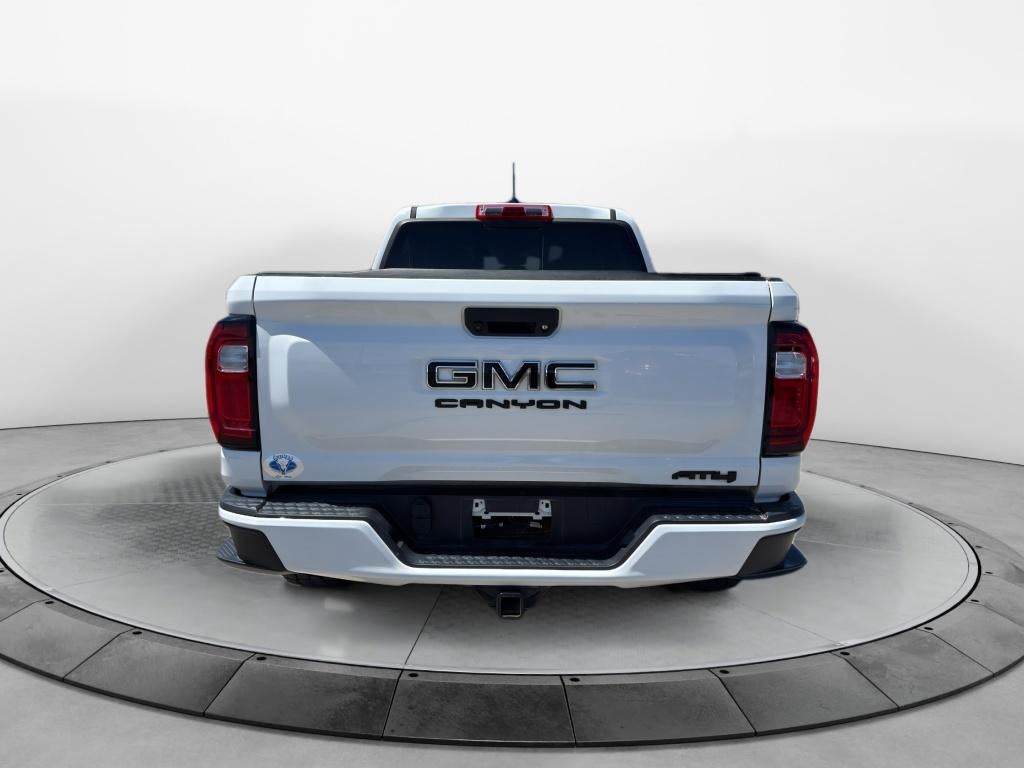 2024 GMC Canyon AT4
