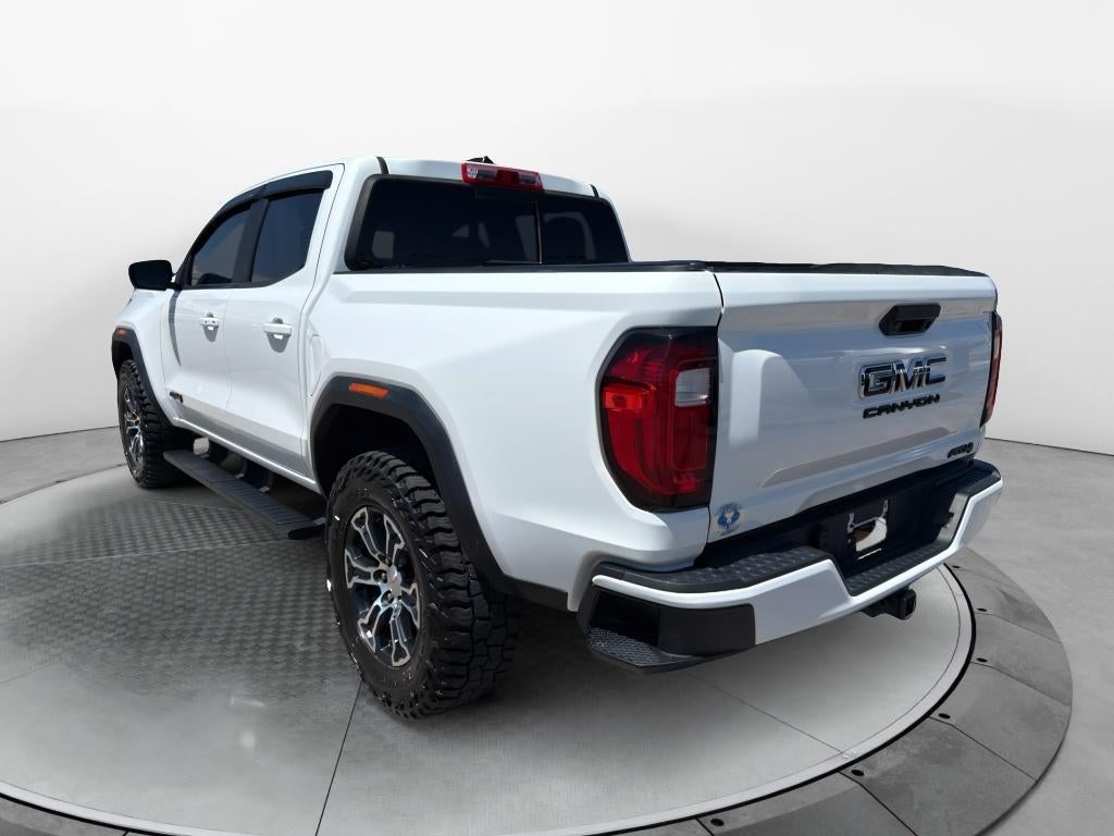 2024 GMC Canyon AT4