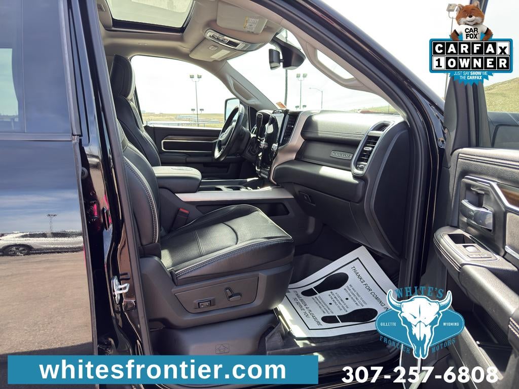 2023 RAM 3500 Laramie Crew Cab 4x4 8' Box