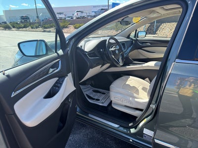 2022 Buick Enclave Avenir