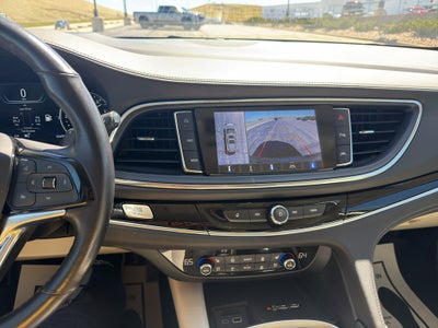 2022 Buick Enclave Avenir