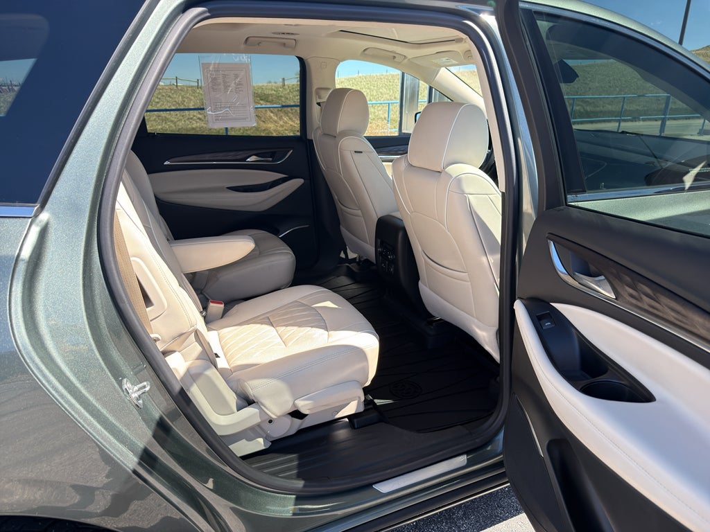 2022 Buick Enclave Avenir
