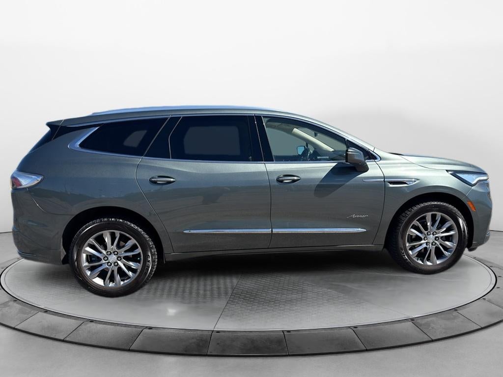 2022 Buick Enclave Avenir
